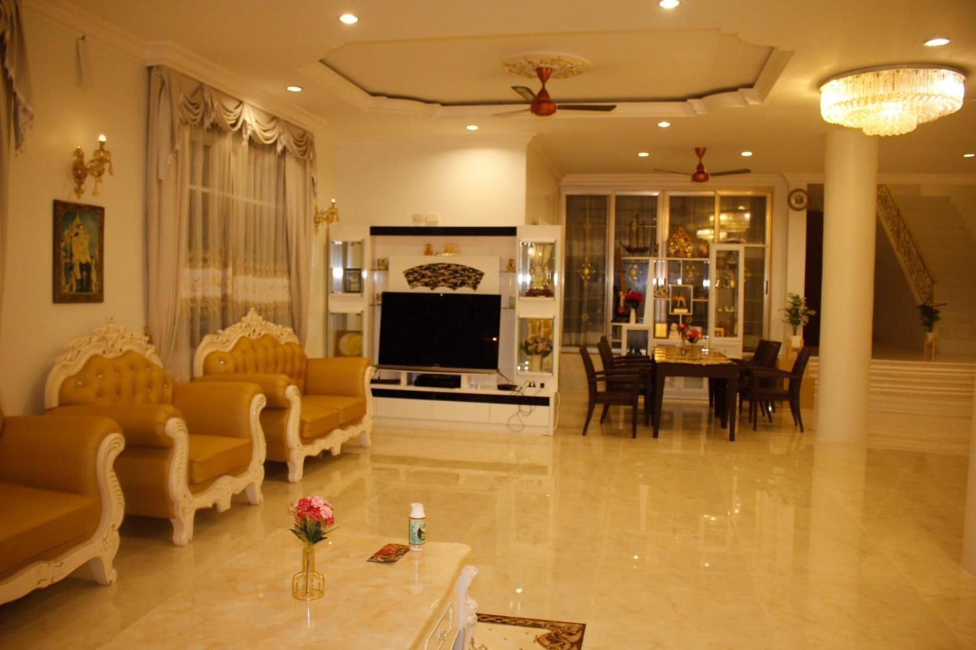 Narongek Residence View & Pool Villa Patong 외부 사진